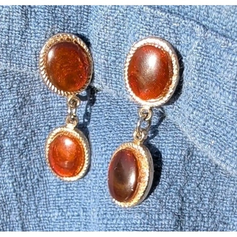 VTG Clip On! Faux Amber Dangle Earrings 3/4" Gold And Brown Dainty Boho
